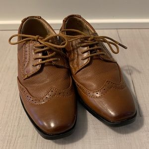 Boys’ Wingtip Tan Shoes - Size 10
